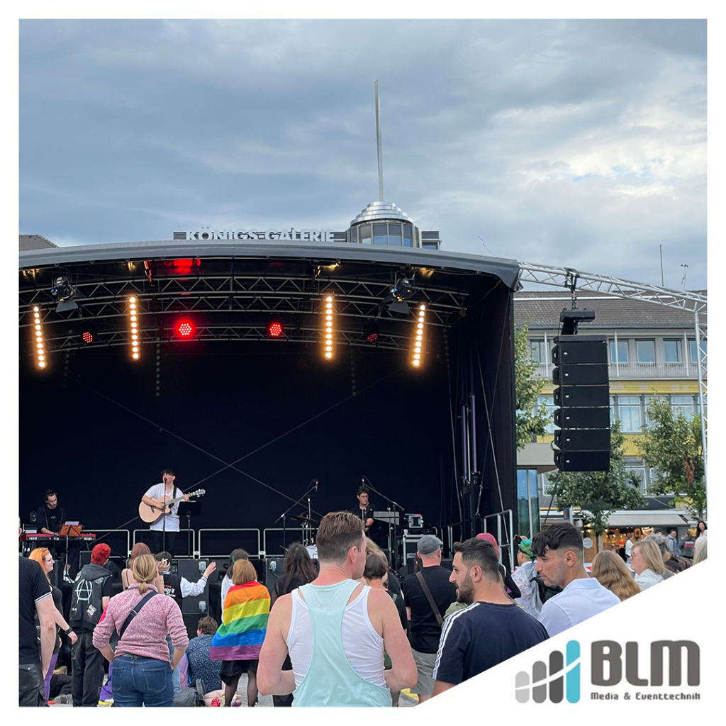 CSD-Kassel-auf-dem-Friedrichplatz-16, Veranstaltungstechnik von BLM Media