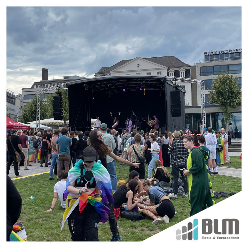 CSD-Kassel-auf-dem-Friedrichplatz-2, Veranstaltungstechnik von BLM Media