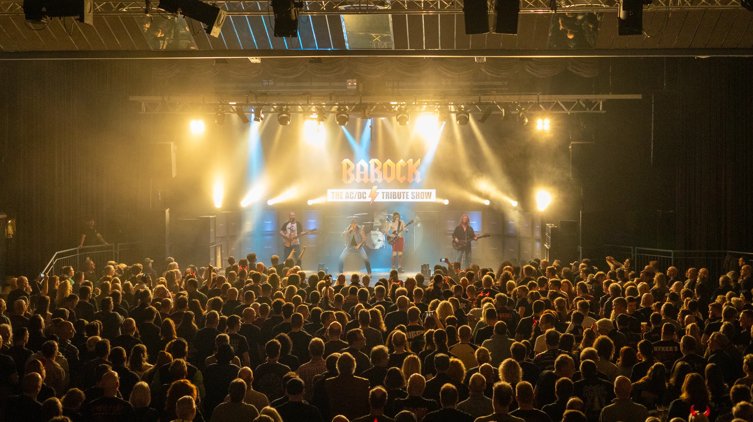 Barock 2026: Lichtshow über dem Publikum