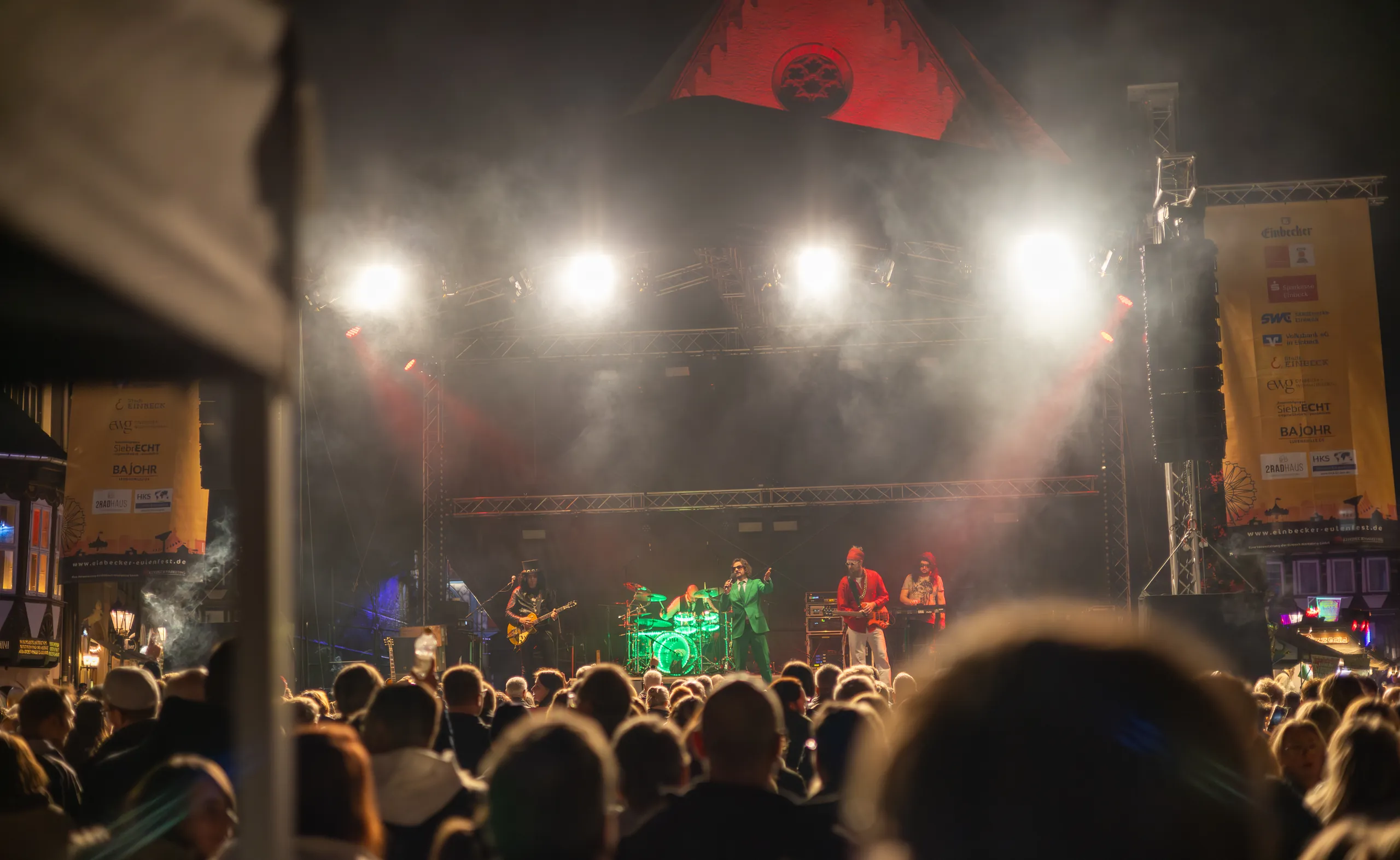 Einbecker Eulenfest 2025: Licht im Bühnendunst